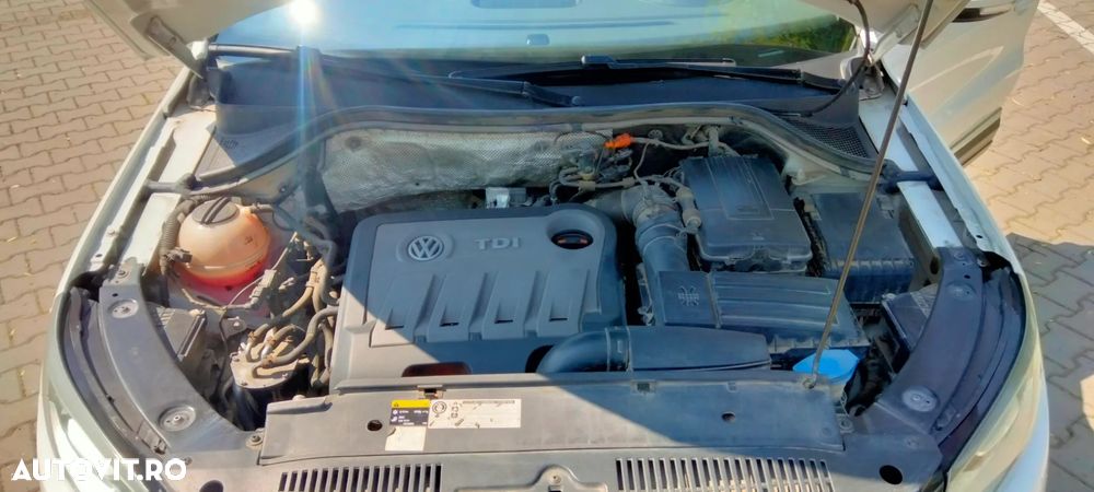 Volkswagen Tiguan 2.0 TDI 4Motion DSG Sport & Style - 4