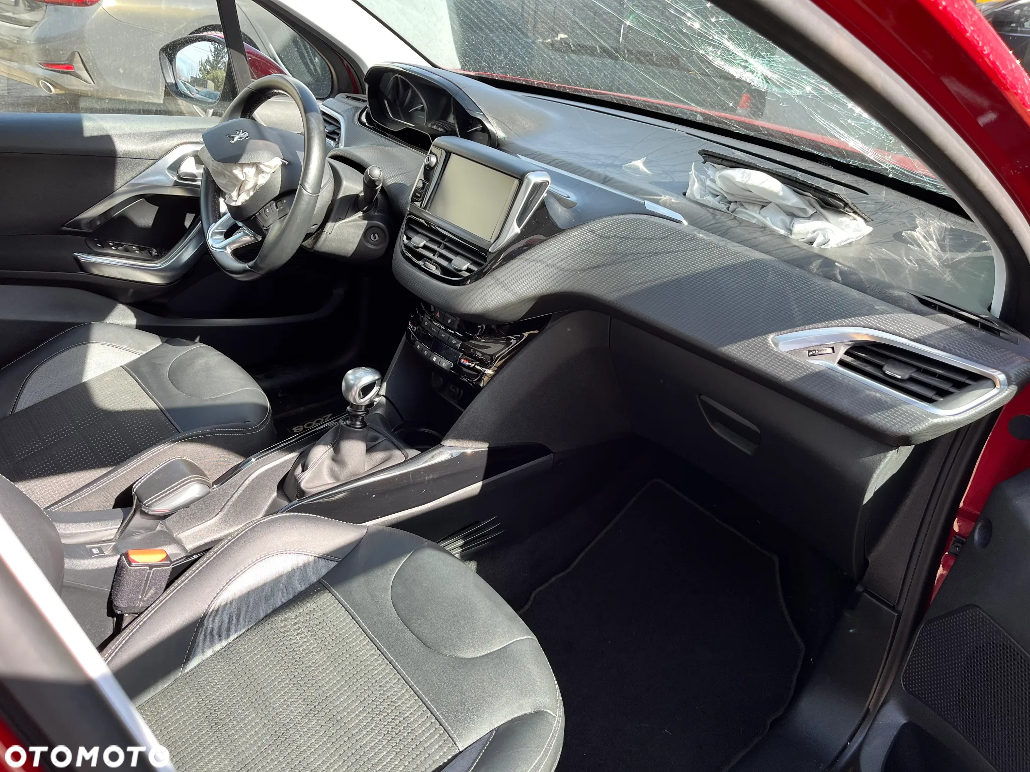 Peugeot 2008 - 7