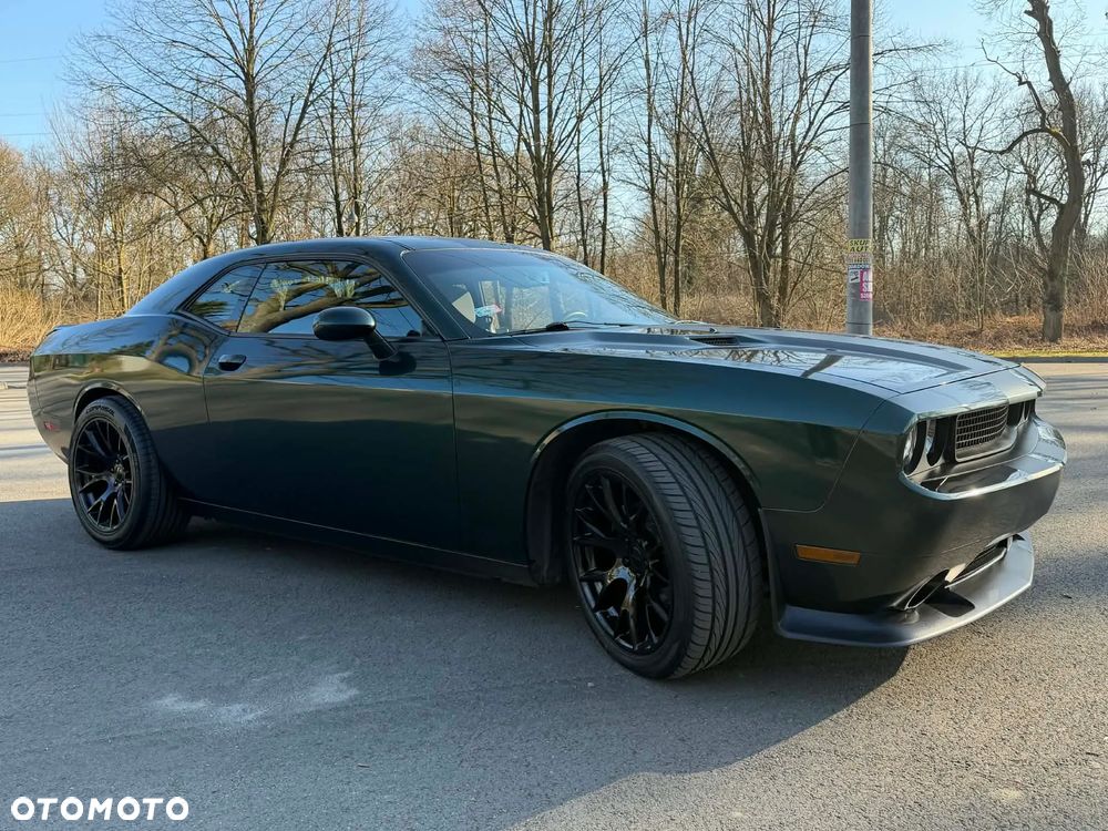 Dodge Challenger - 5