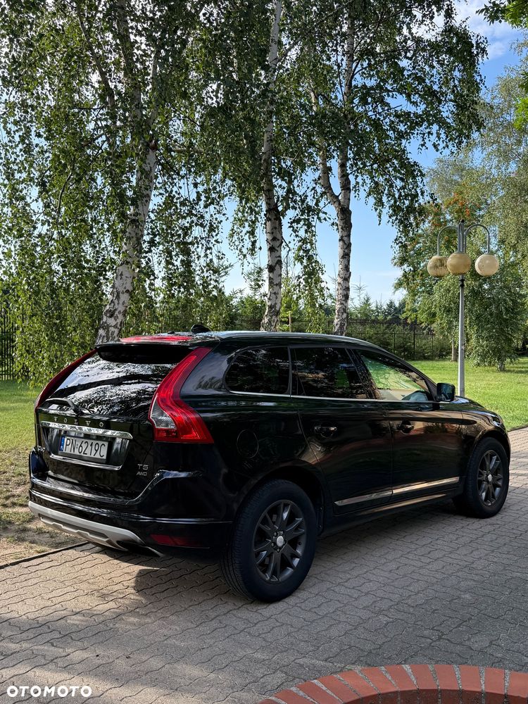 Volvo XC 60 T5 AWD Momentum - 21