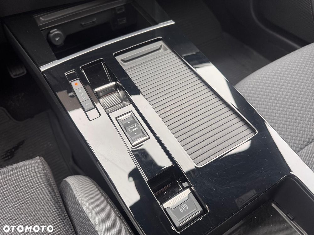 Opel Astra 1.2 T Edition S&S - 12