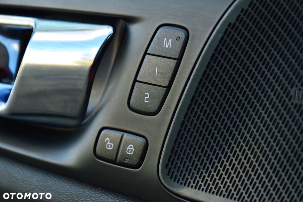 Volvo S60 T4 R-Design - 19