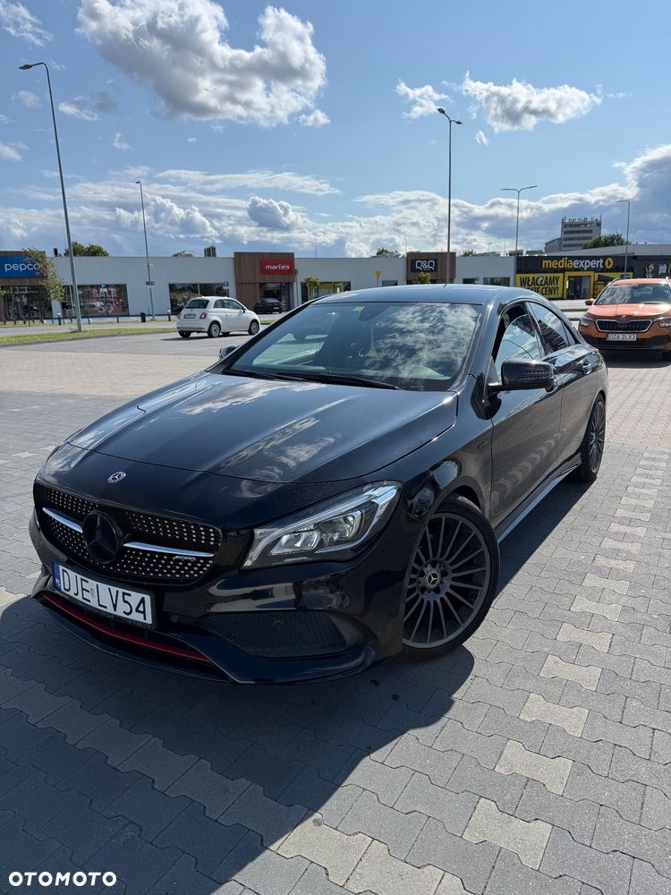 Mercedes-Benz CLA - 4
