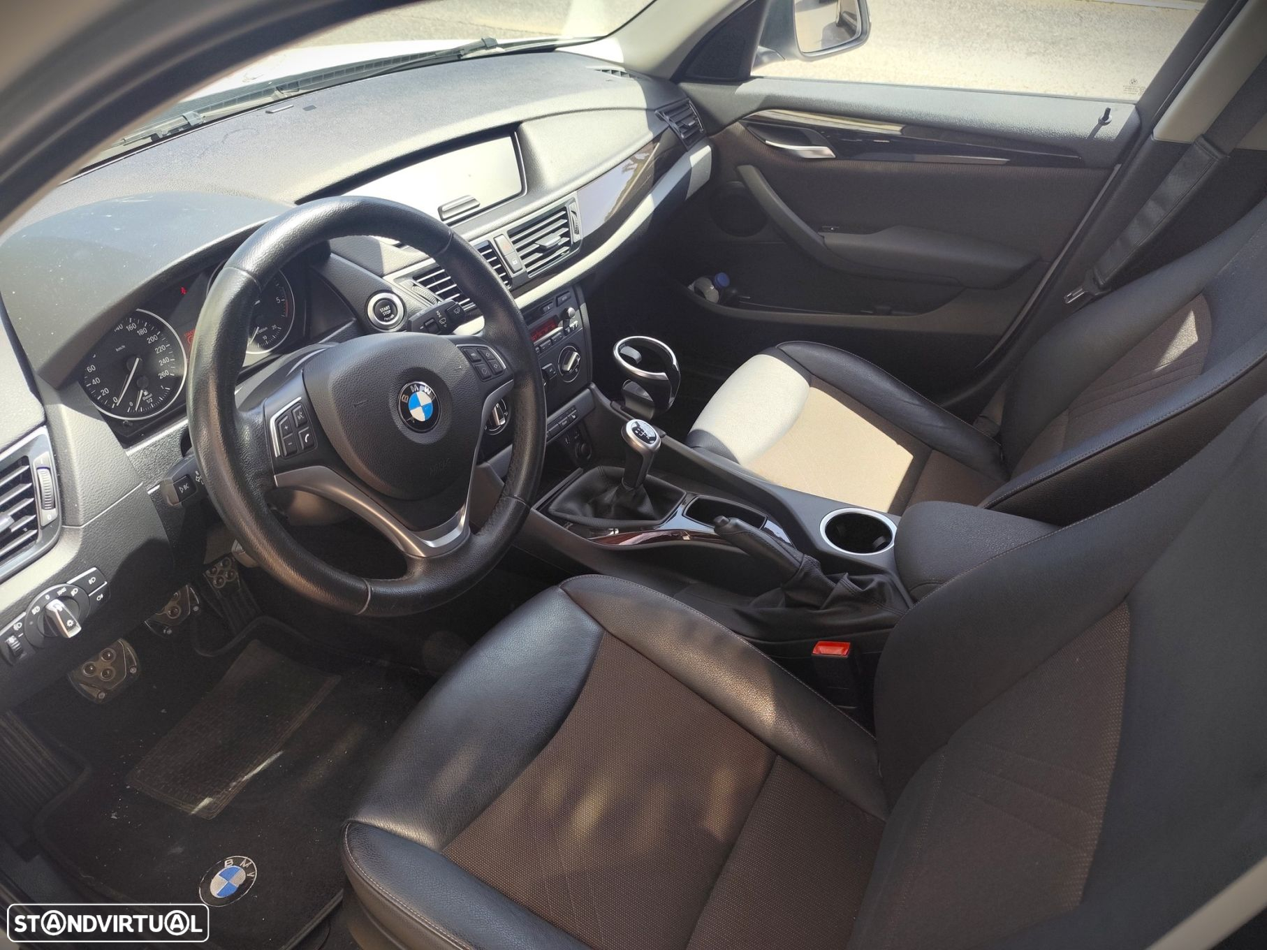 BMW X1 18 d sDrive - 10
