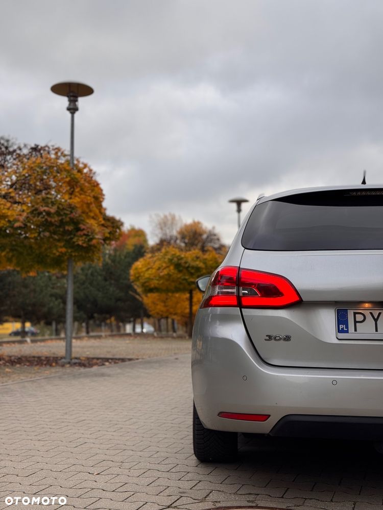 Peugeot 308 - 6