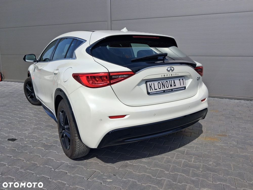 Infiniti Q30 1.5d Premium - 7