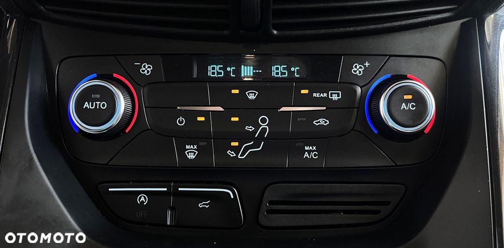 Ford Kuga 2.0 TDCi 4x2 Titanium - 16