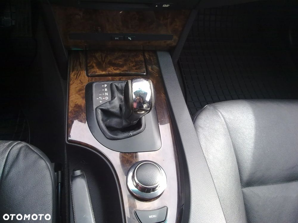 BMW Seria 5 530xd - 28