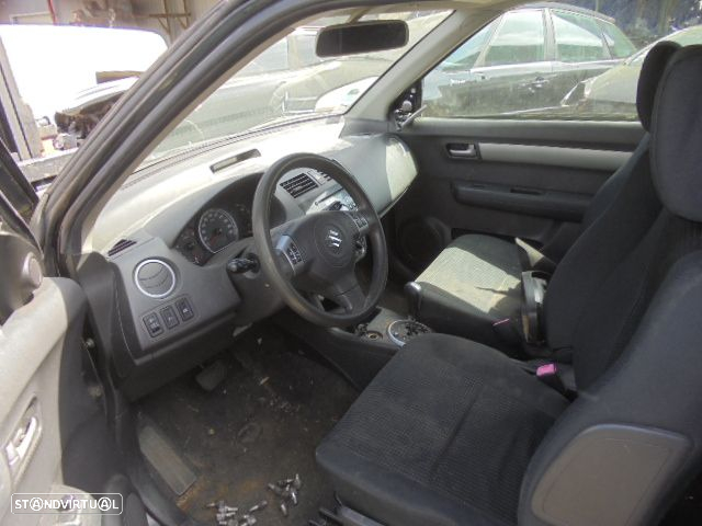 Carro MOT: M13A SUZUKI SWIFT 3 2005 1.3 90CV 3P PRETO GASOLINA - 5