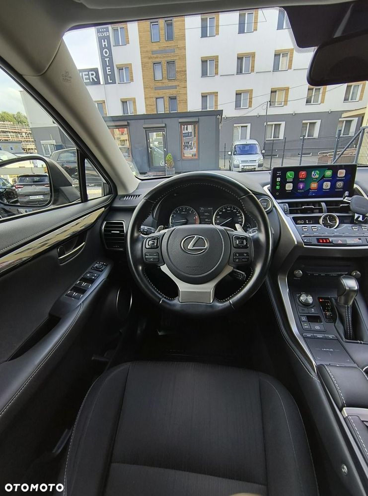 Lexus NX 300 Business Edition AWD - 20