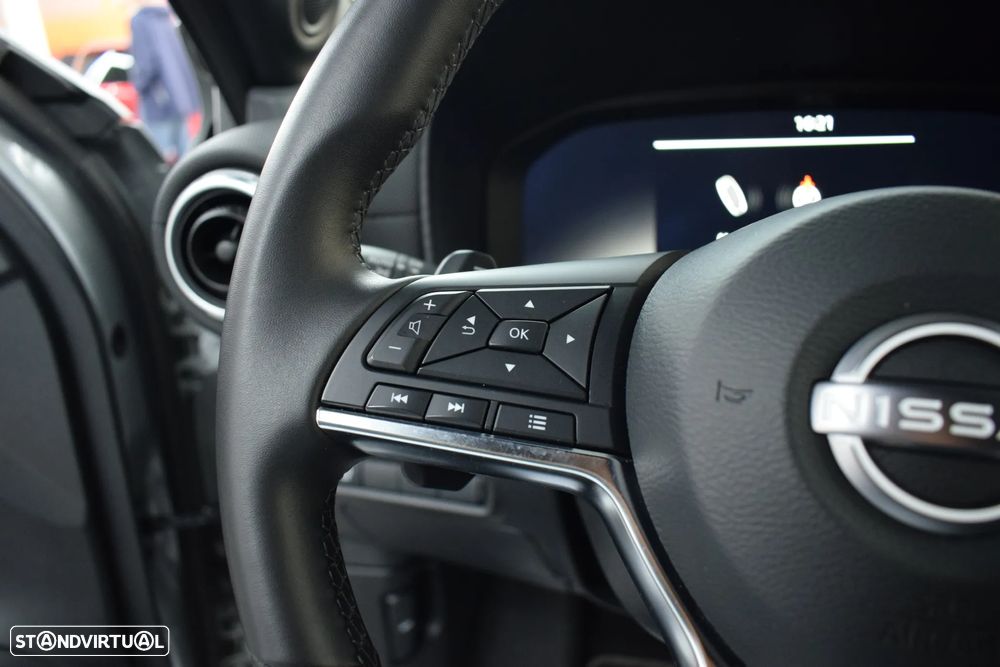 Nissan Juke 1.0 DIG-T N-Connecta NAV. DCT - 10