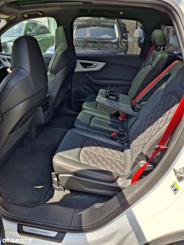 Audi Q7 - 17