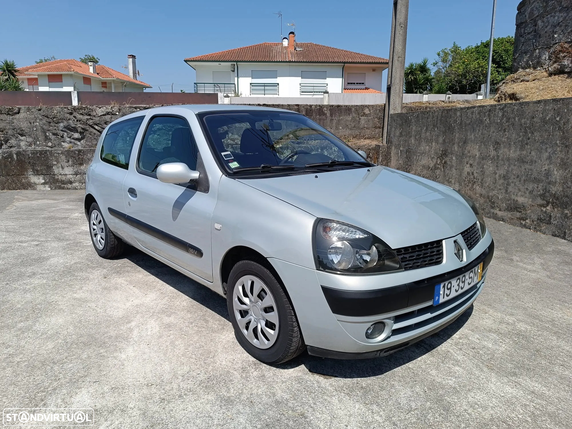Renault Clio 1.2 16V Dynamique - 3