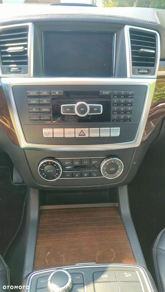 Mercedes-Benz GL 350 BlueTEC 4-Matic - 18