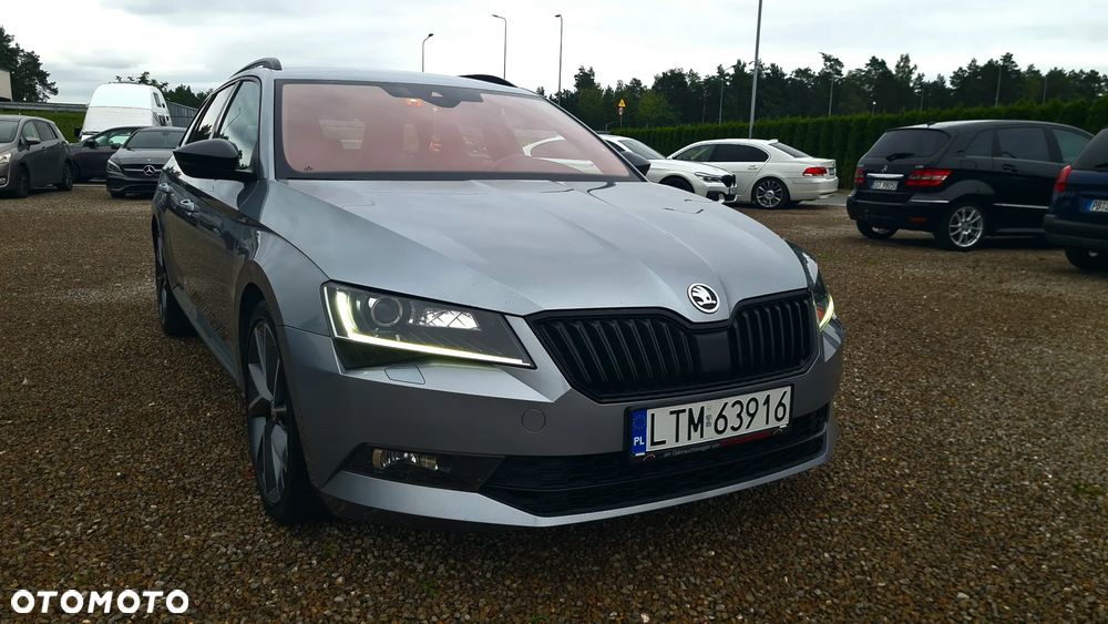 Skoda Superb 2.0 TDI Sportline DSG - 12