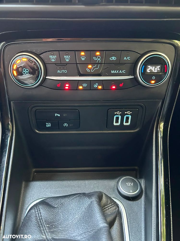 Ford EcoSport - 13