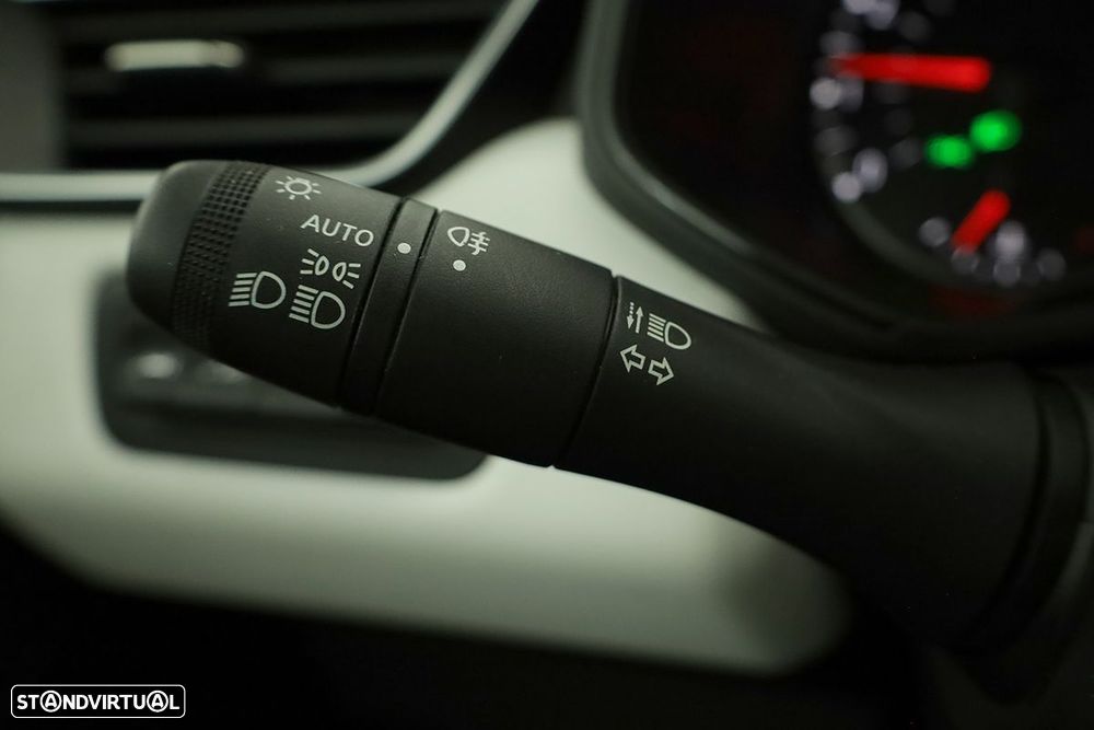 Renault Clio 1.0 TCe Evolution - 17