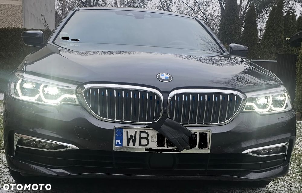 BMW Seria 5 530e iPerformance Luxury Line - 1