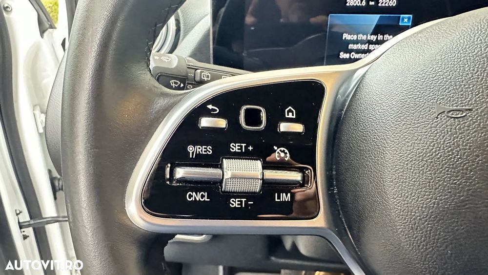 Mercedes-Benz GLA - 14