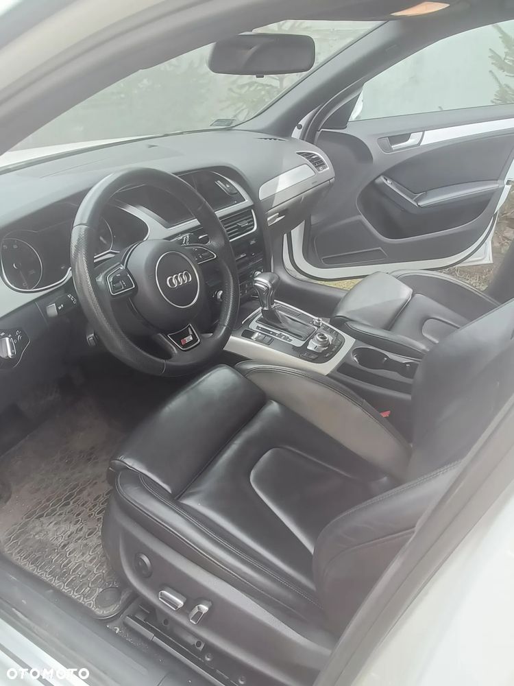 Audi A4 Avant - 4