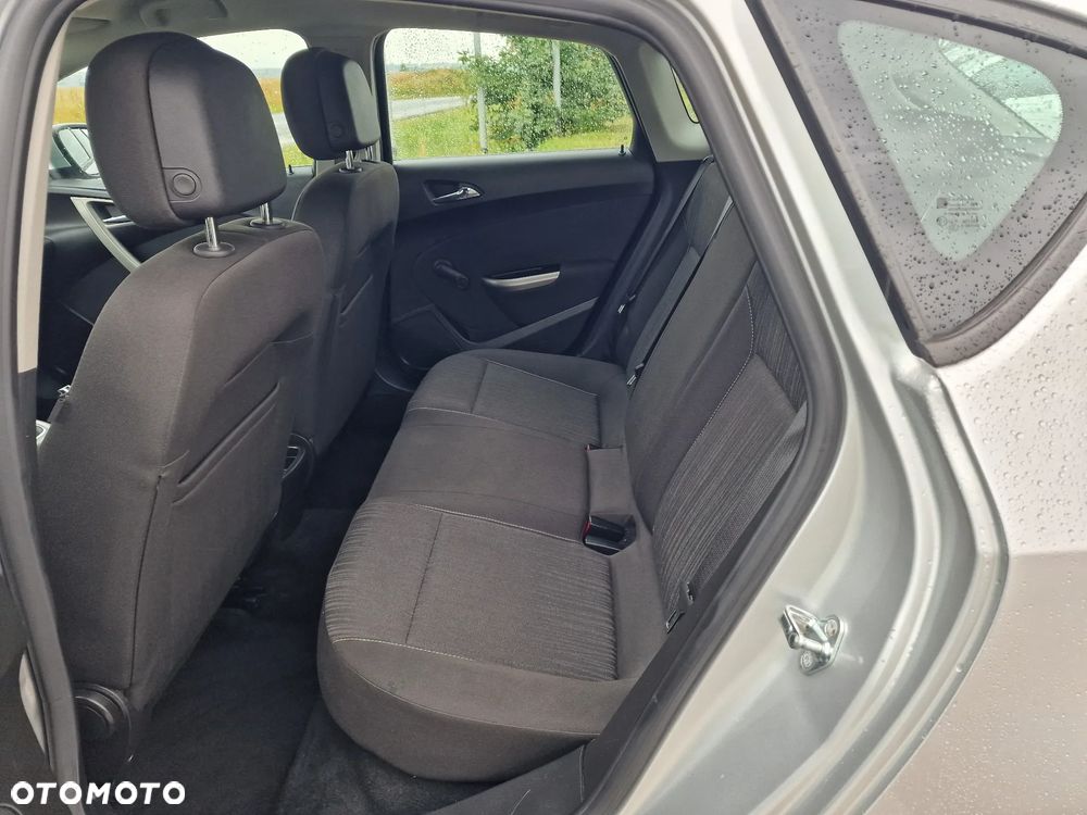 Opel Astra 1.4 Turbo Edition - 20