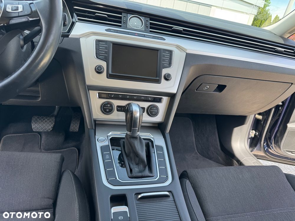 Volkswagen Passat 2.0 TDI BMT Comfortline DSG - 8