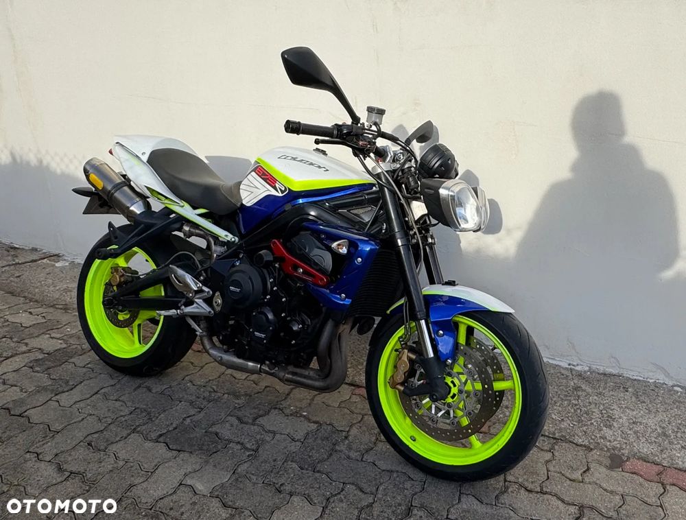 Triumph Street Triple - 7