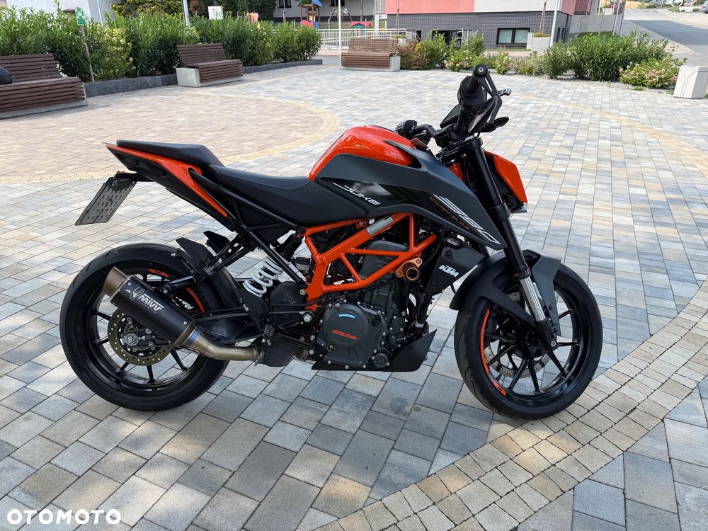 KTM Duke 390 - 1