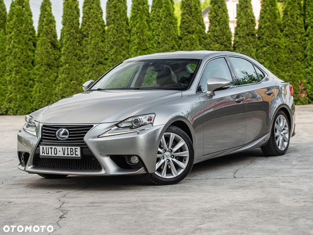 Lexus IS Luxury Line - 6