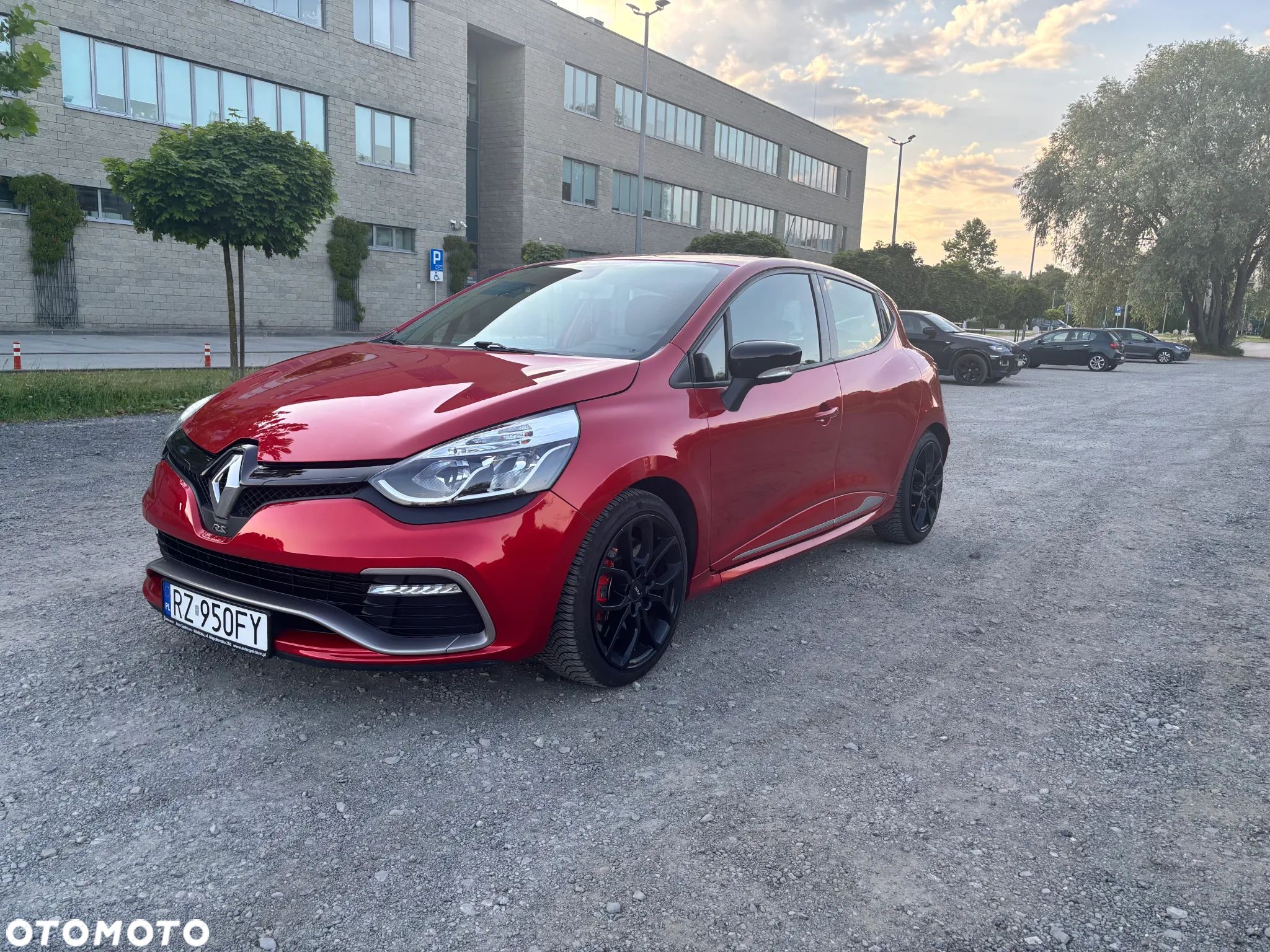 Renault Clio 1.6 R.S 200 EDC - 1