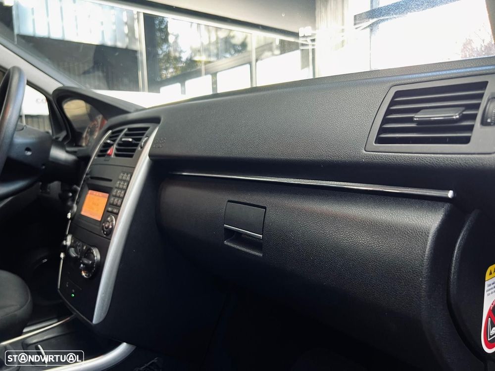 Mercedes-Benz B 150 Standard - 37
