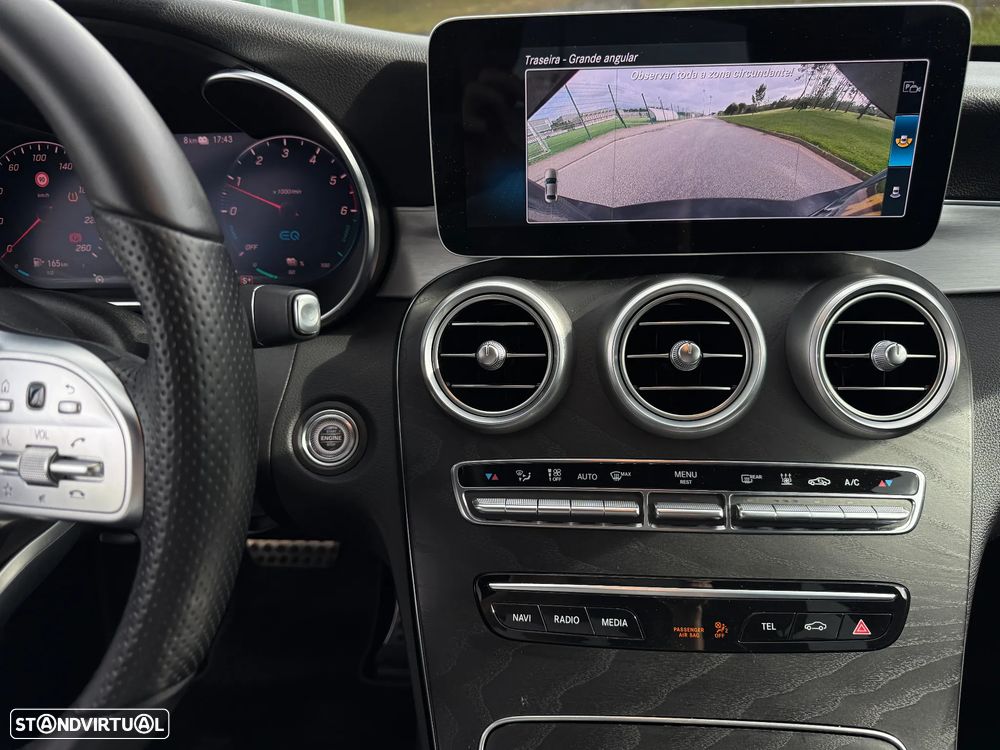 Mercedes-Benz C 300 de AMG Line - 23