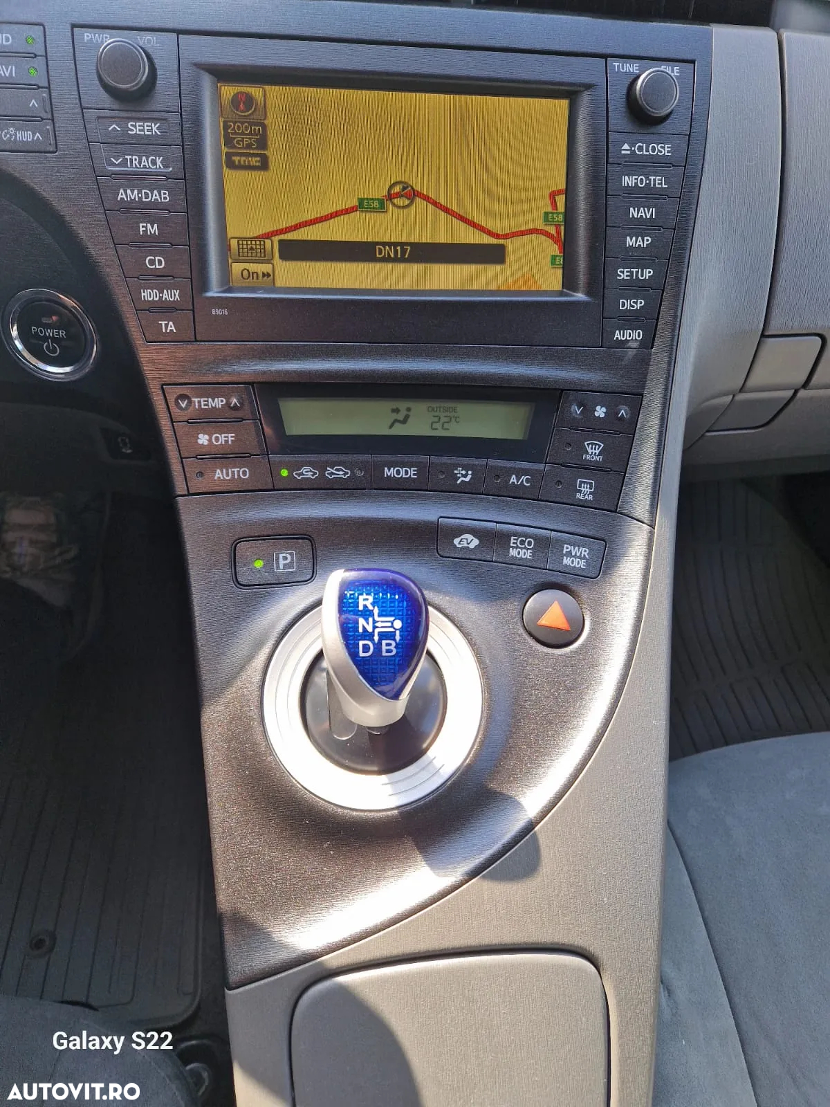 Toyota Prius - 16