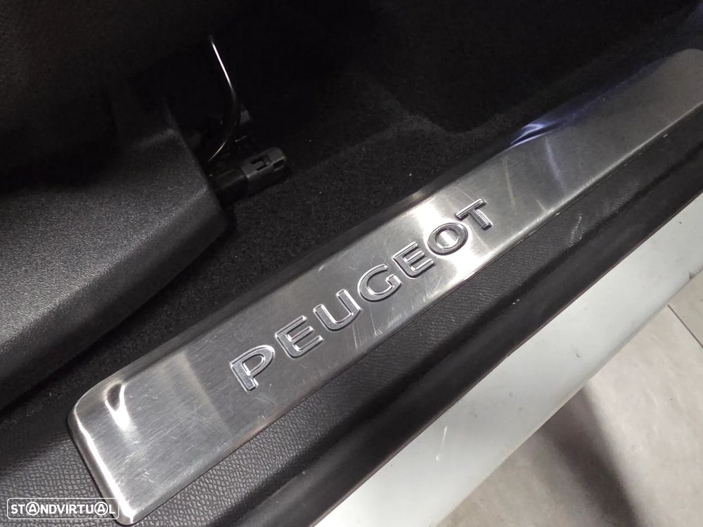 Peugeot 5008 2.0 BlueHDi GT Pack EAT8 - 20