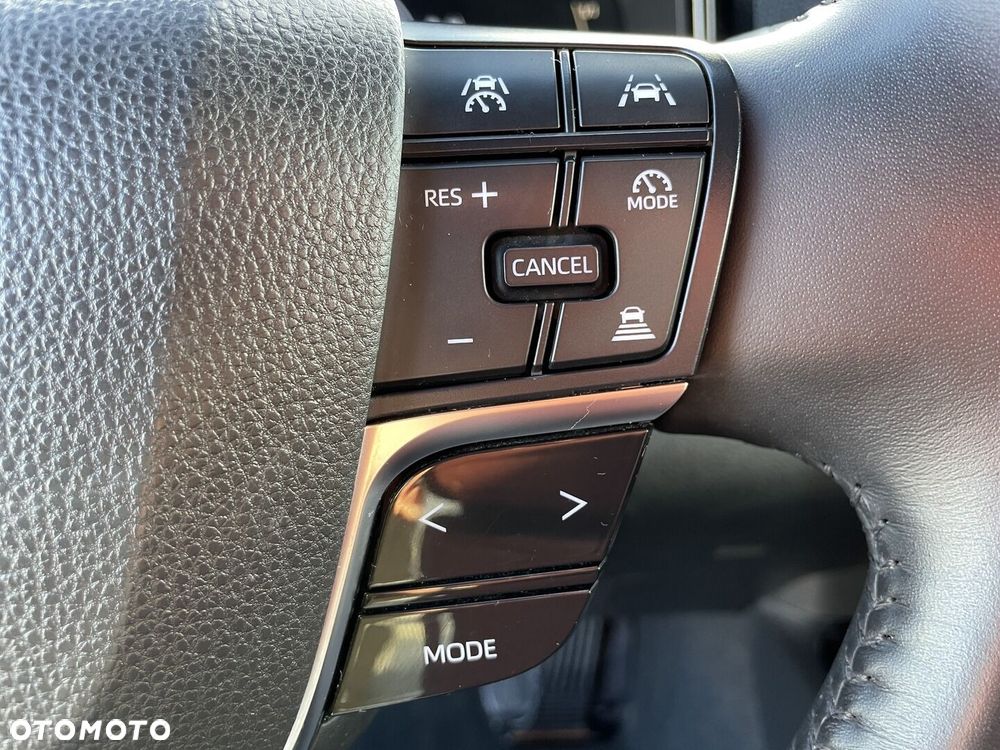 Toyota Camry - 26