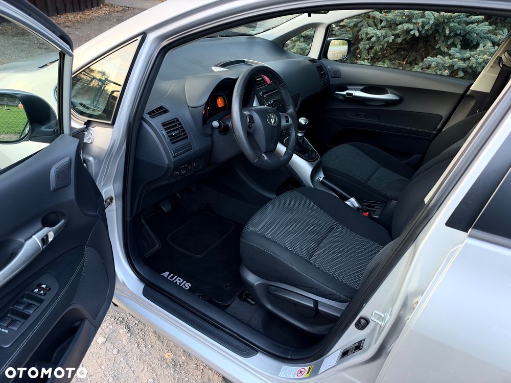 Toyota Auris - 6