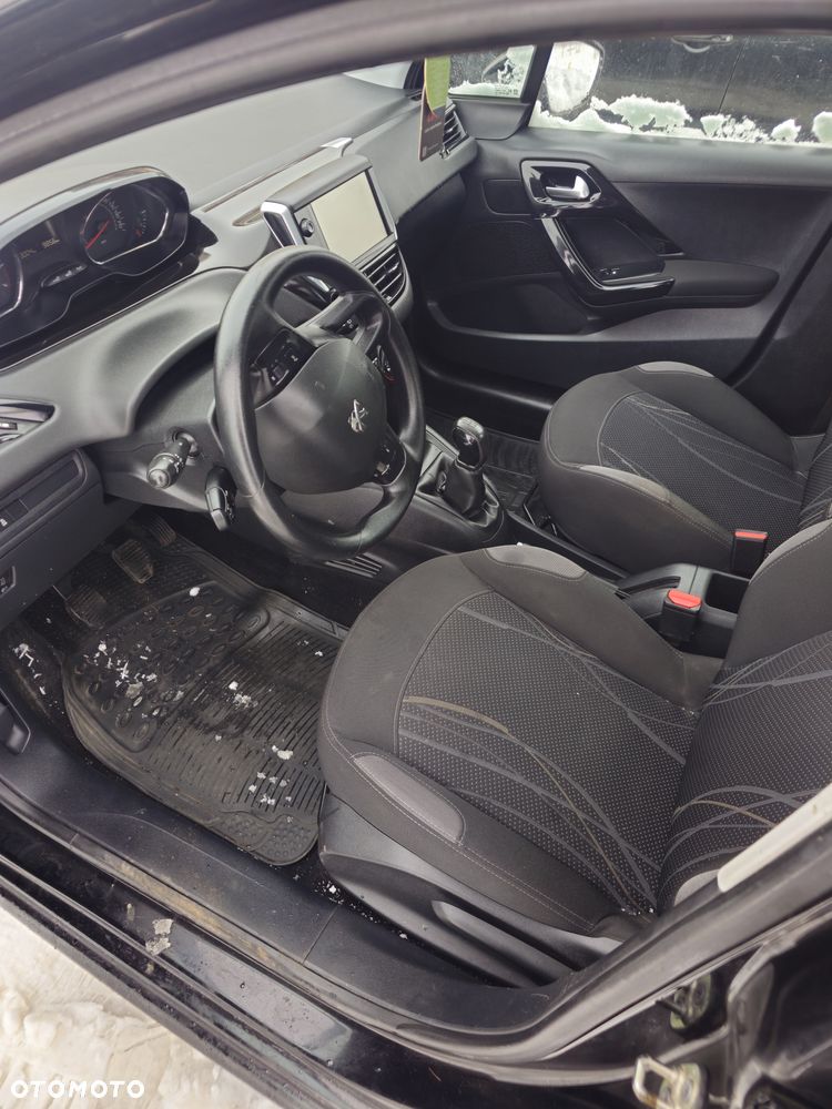 Peugeot 208 1.2 VTi Active - 11