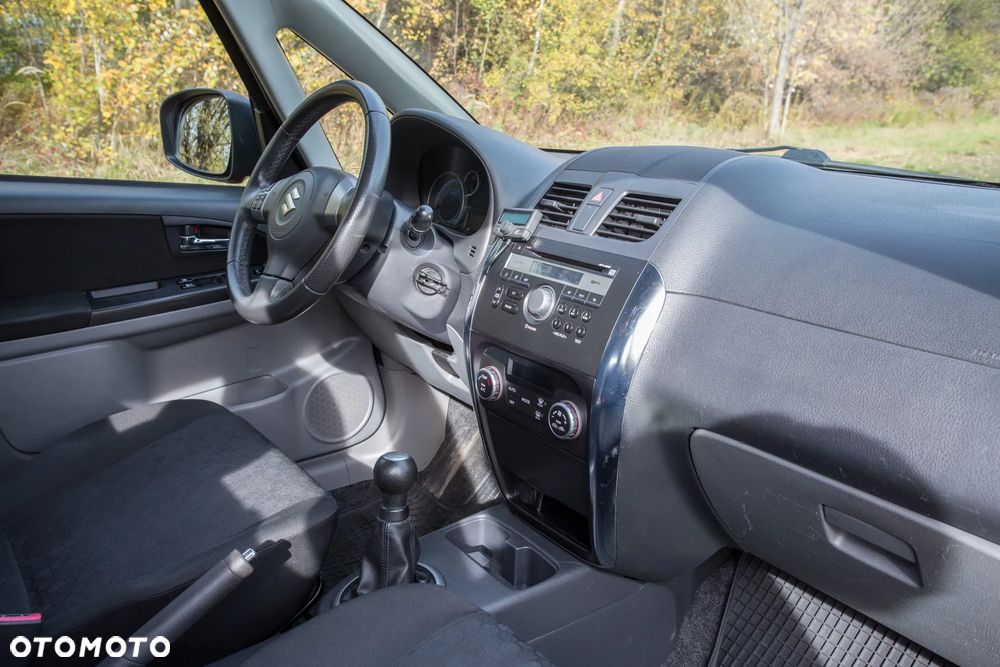 Suzuki SX4 - 13