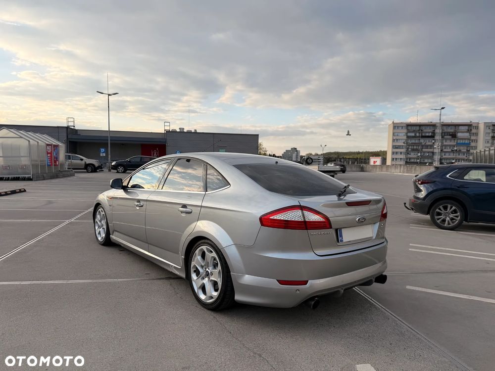 Ford Mondeo 2.5 Titanium S - 4