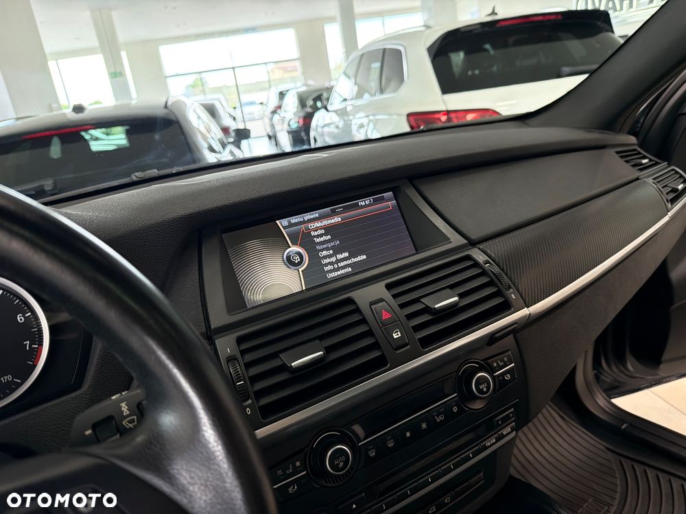 BMW X6 - 30
