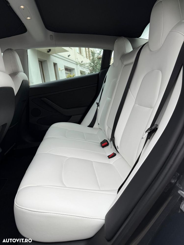 Tesla Model 3 Langstreckenbatterie Allradantrieb Dual Motor - 10