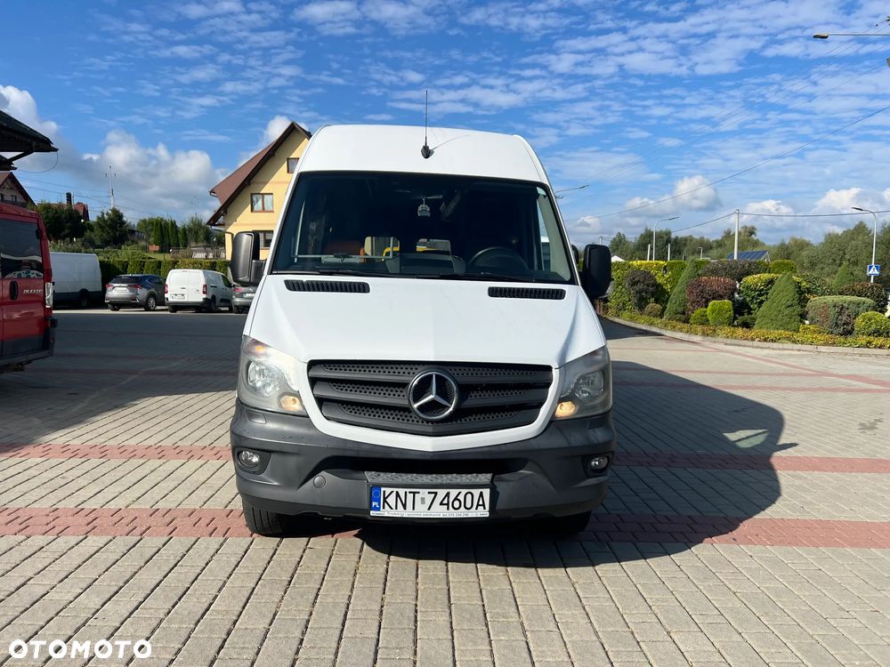 Mercedes-Benz Sprinter - 2