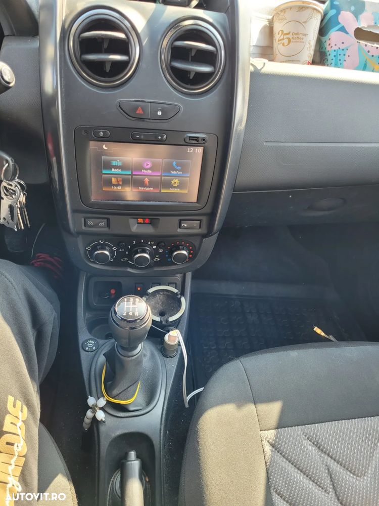 Dacia Duster 1.6 4x2 Laureate - 16