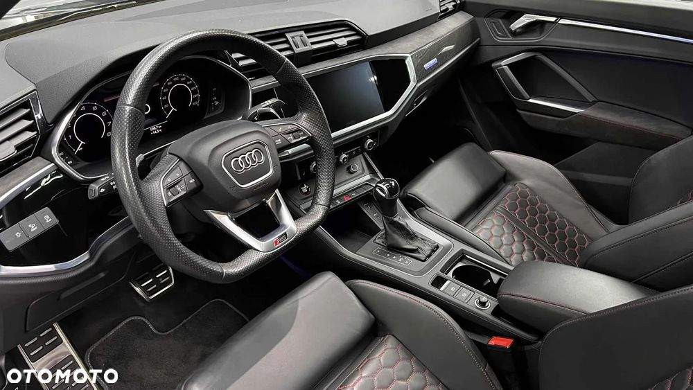 Audi RS Q3 - 7