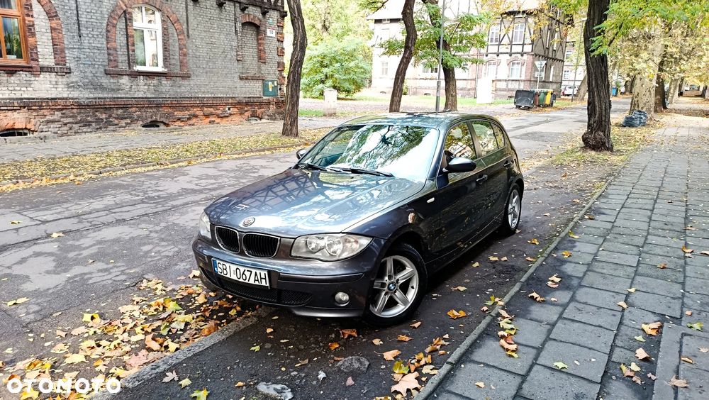 BMW Seria 1 2006 photo 3