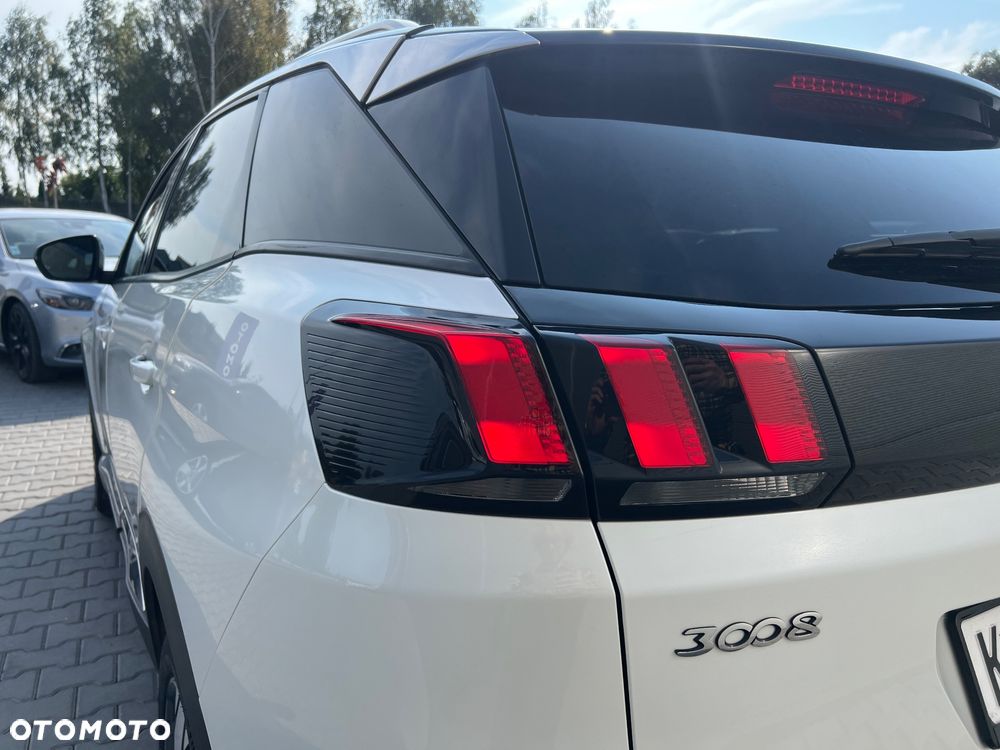 Peugeot 3008 PureTech 130 Stop & Start GPF EAT8 Allure Business-Paket - 11