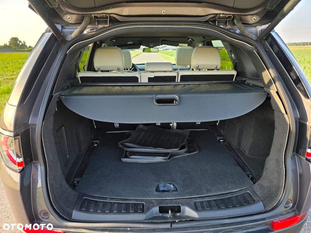 Land Rover Discovery Sport 2.0 Si4 HSE Luxury - 12