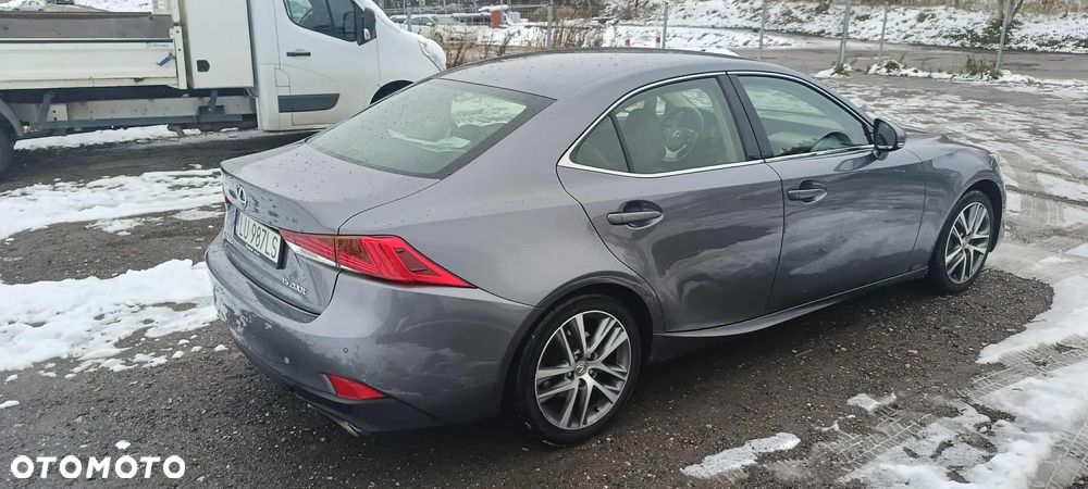 Lexus IS 200t / 300 Elegance - 2