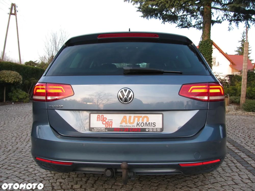 Volkswagen Passat 2.0 TDI SCR DSG Comfortline - 7