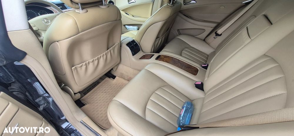 Mercedes-Benz CLS - 7
